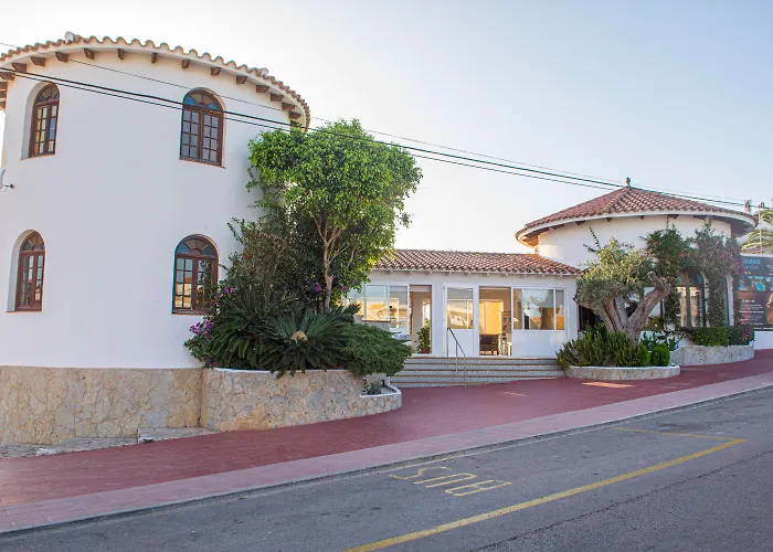 赛斯塔玛尔公寓 公寓 *